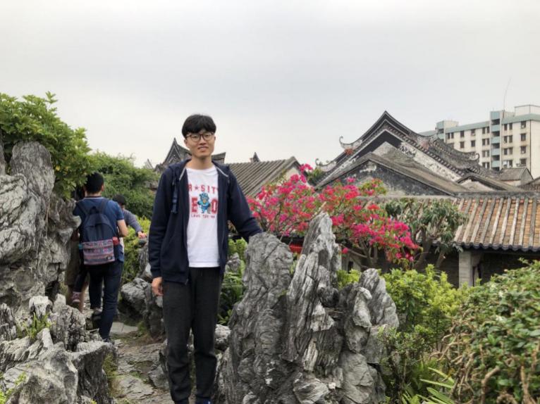 刘思显