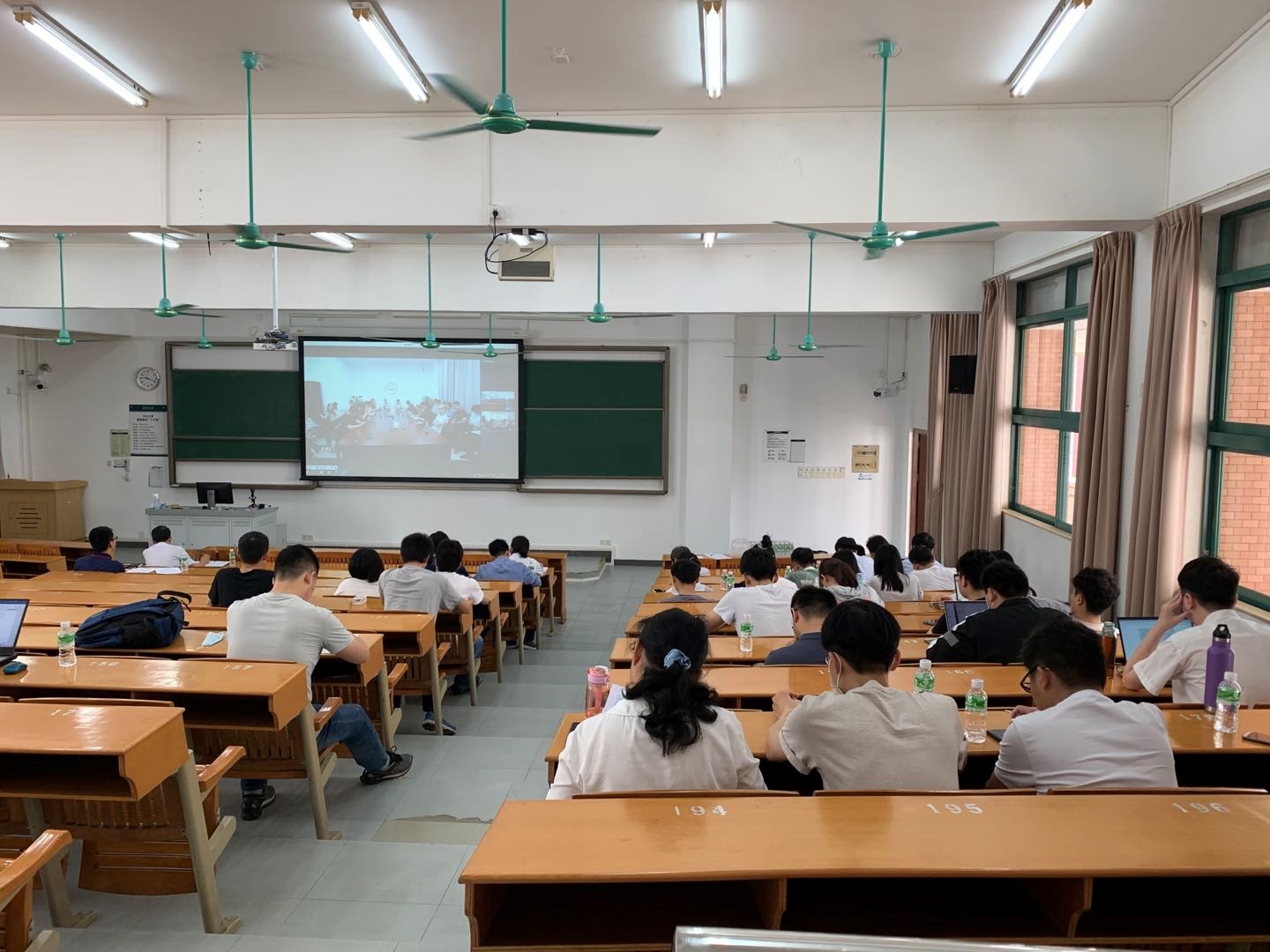 材料学院
